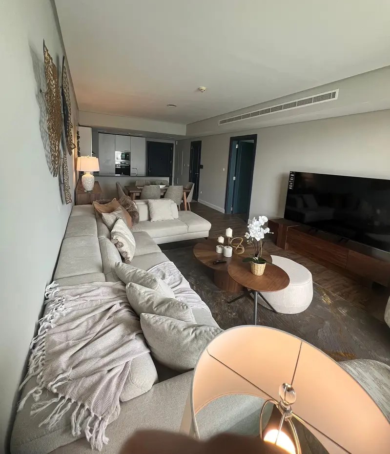 Luxurious 1br Apartment For Rent – Reef Island