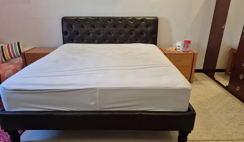 King Size Bed With Mattress